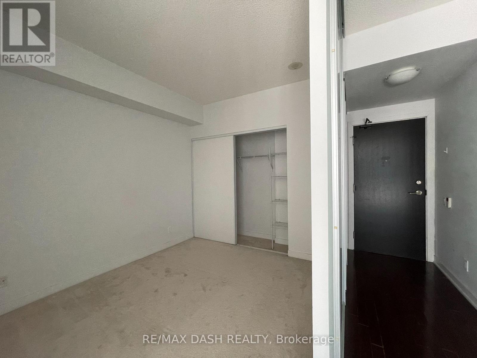 2709 - 33 Charles Street E, Toronto, Ontario  M4Y 1R9 - Photo 9 - C12400329
