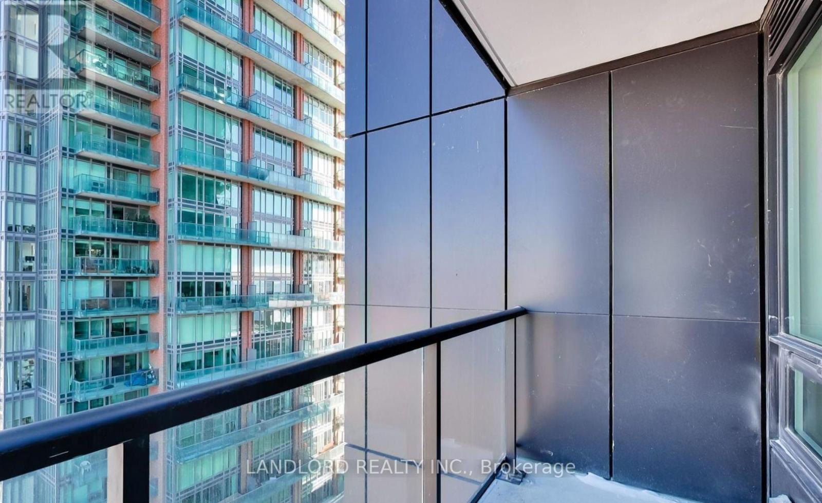 1205 - 135 East Liberty Street, Toronto, Ontario  M6K 3K4 - Photo 10 - C12400342