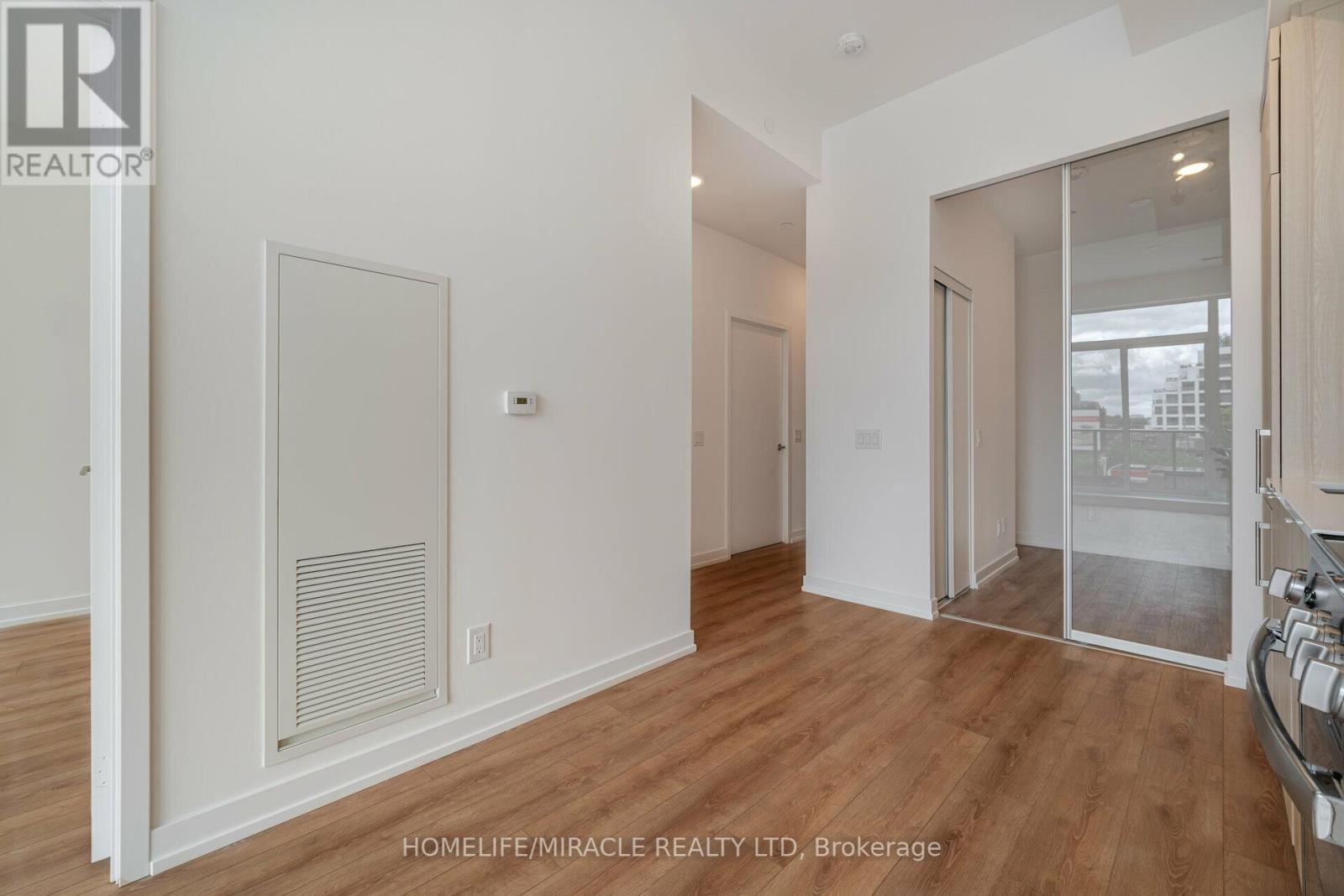 317 - 500 Dupont Street, Toronto, Ontario  M6G 0B8 - Photo 8 - C12400370