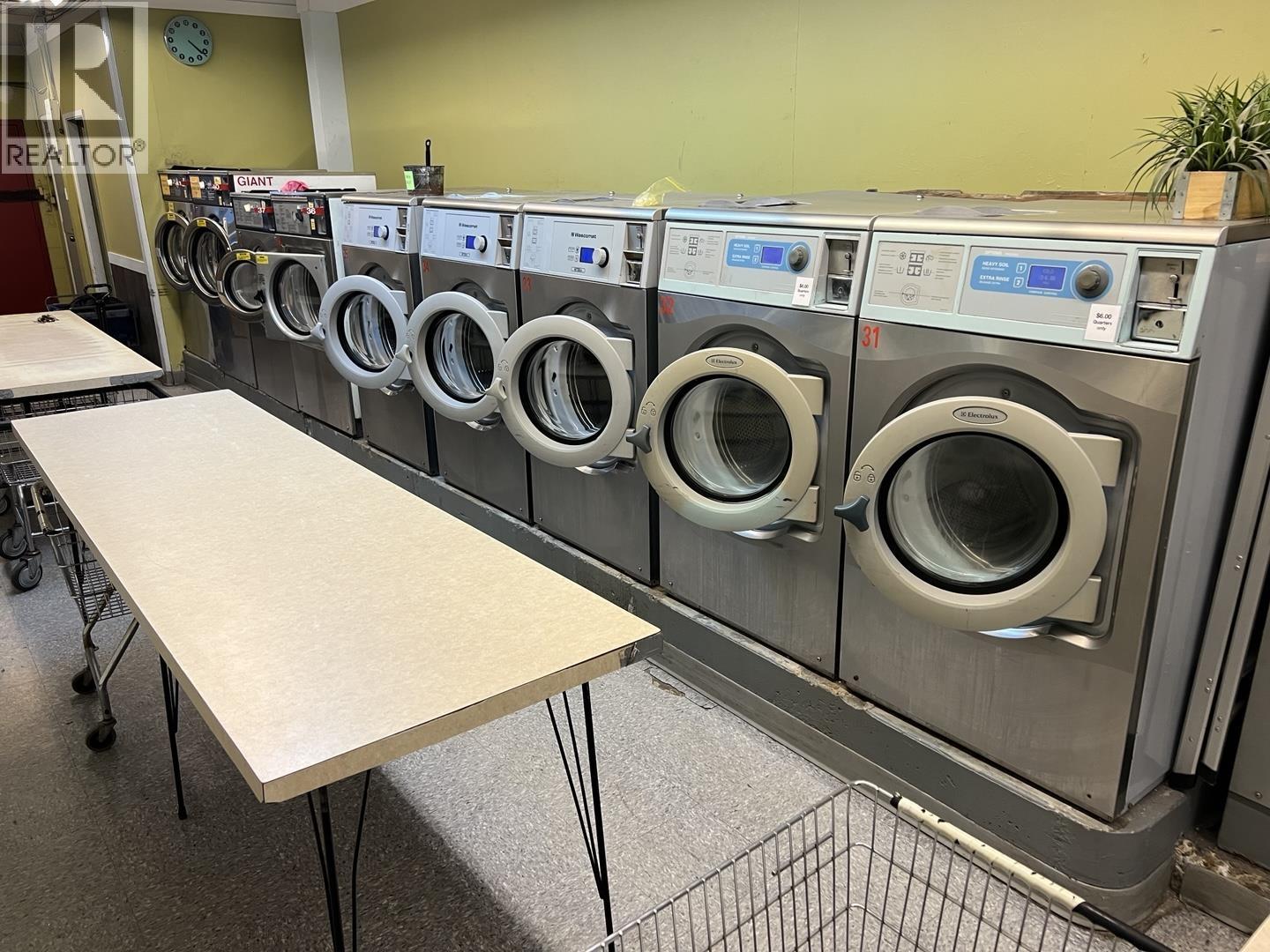 715 CONFIDENTIAL AVENUE, north vancouver, British Columbia