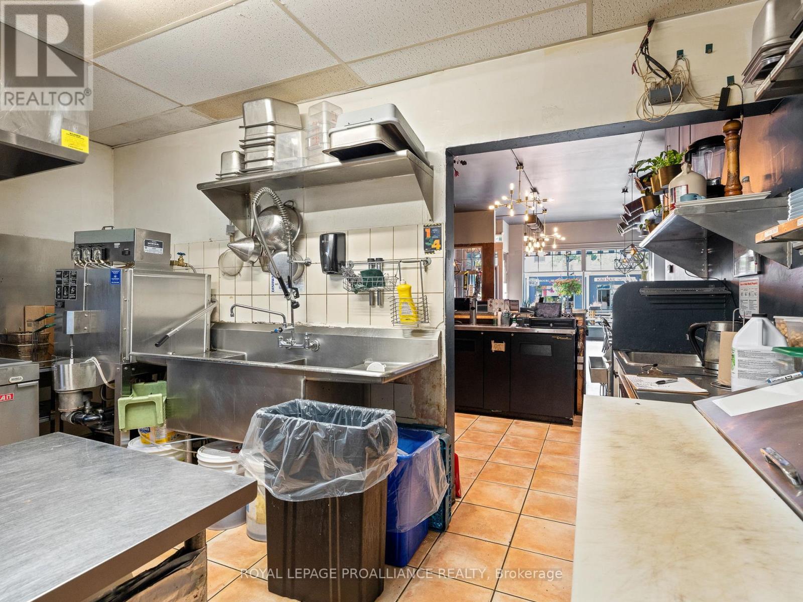 74 King Street W, Cobourg, Ontario  K9A 2M3 - Photo 14 - X12400452