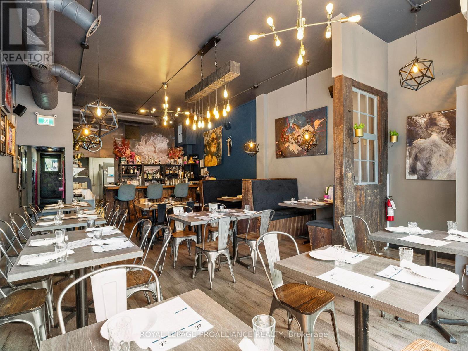 74 King Street W, Cobourg, Ontario  K9A 2M3 - Photo 7 - X12400452