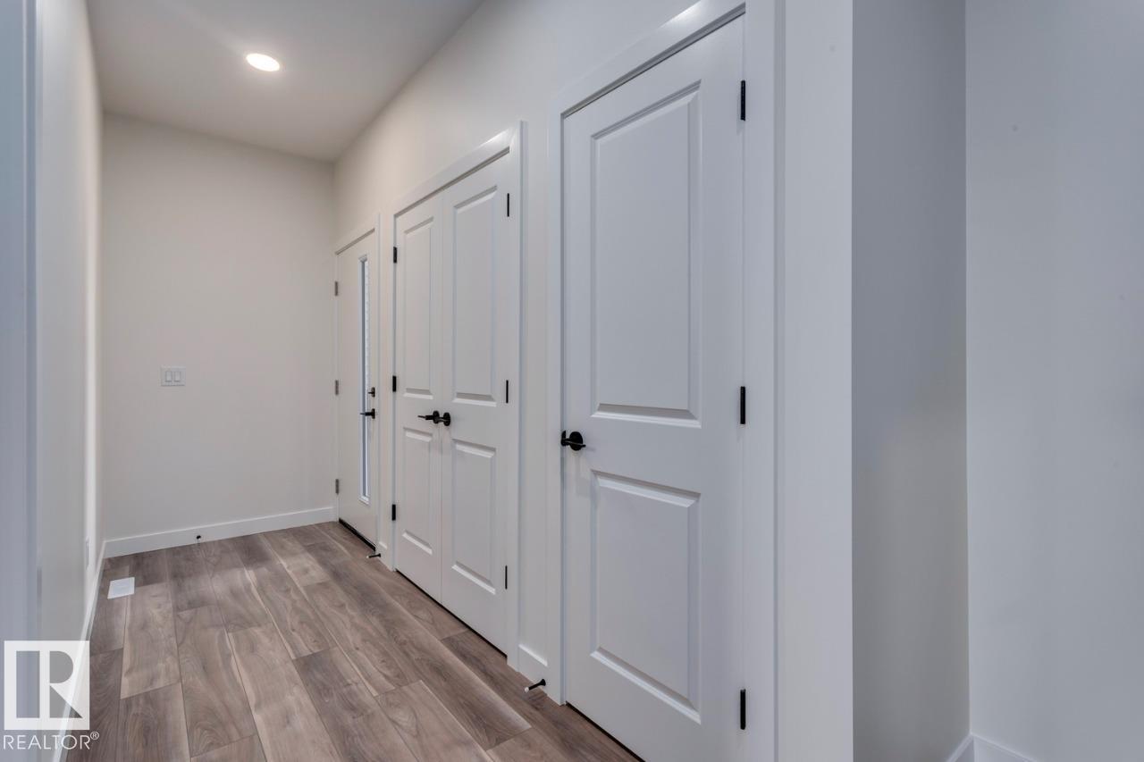 8821 223a Av Nw, Edmonton, Alberta  T5T 7X2 - Photo 5 - E4448350