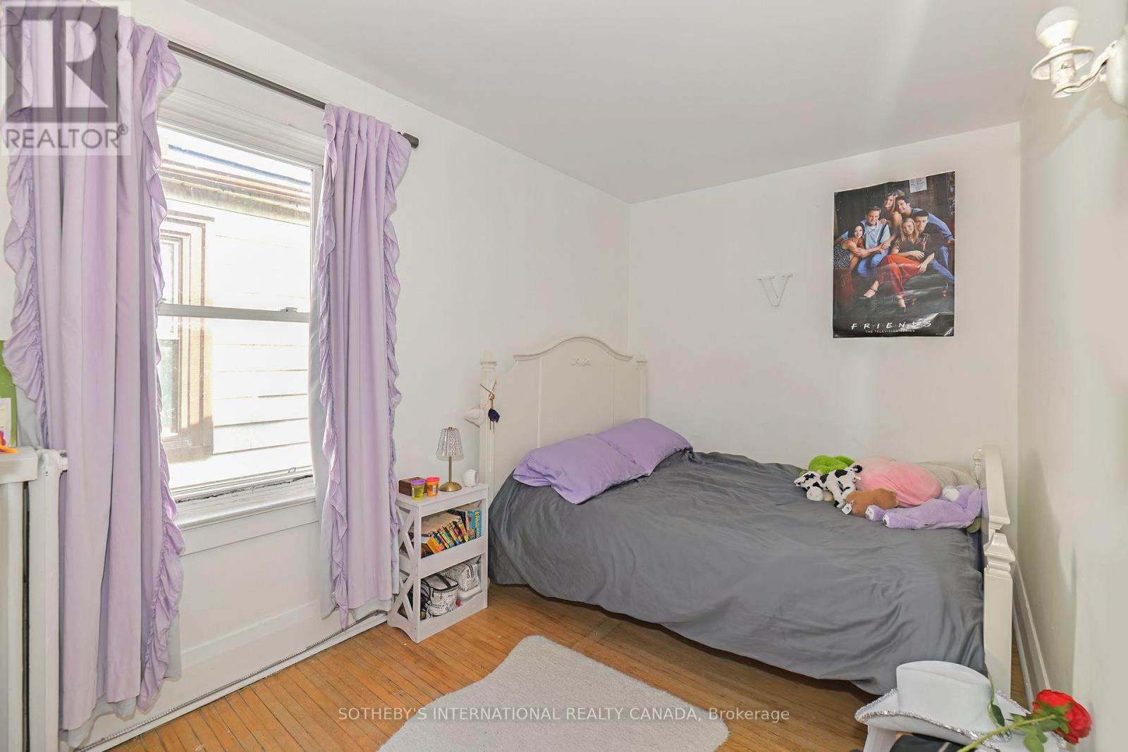 60 Mortimer Avenue, Toronto (Broadview North), Ontario  M4K 2A1 - Photo 10 - E12400354