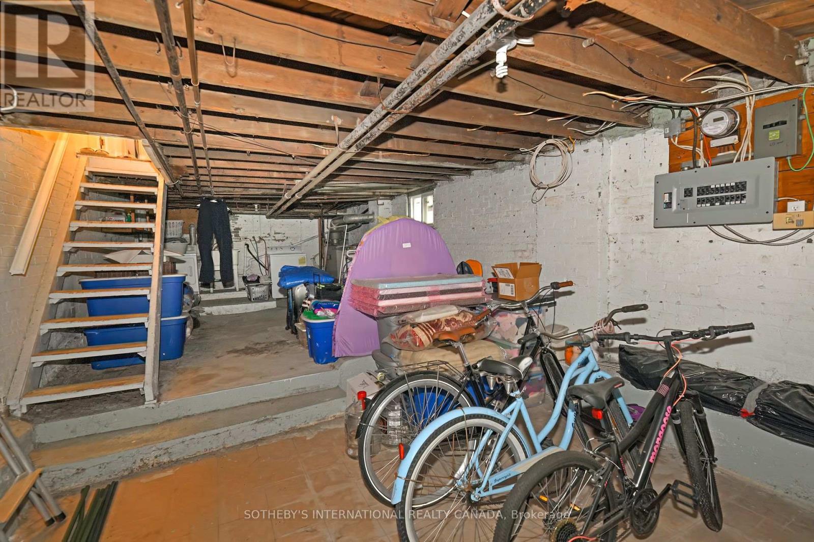 60 Mortimer Avenue, Toronto (Broadview North), Ontario  M4K 2A1 - Photo 12 - E12400354