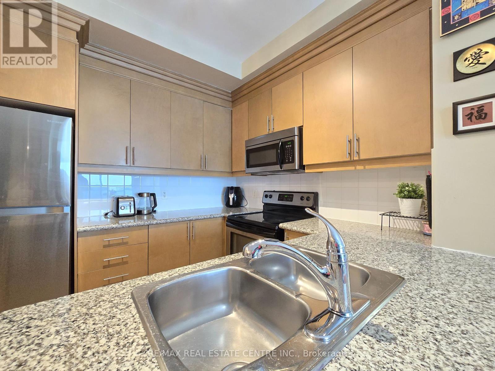 Ph207 - 18 Harding Boulevard, Richmond Hill, Ontario  L4C 0T3 - Photo 19 - N12400359