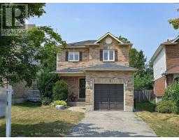 16 BATES COURT, Barrie, Ontario