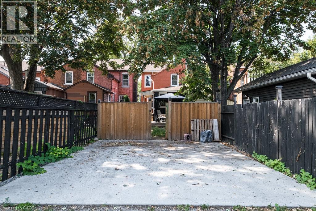 52 Emerald Street N, Hamilton, Ontario  L8L 5K3 - Photo 46 - 40768730