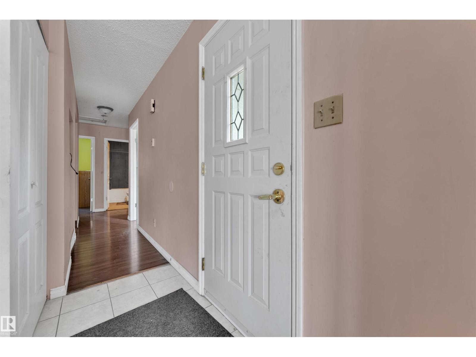 3520 19 Av Nw, Edmonton, Alberta  T6L 2Z9 - Photo 7 - E4457502