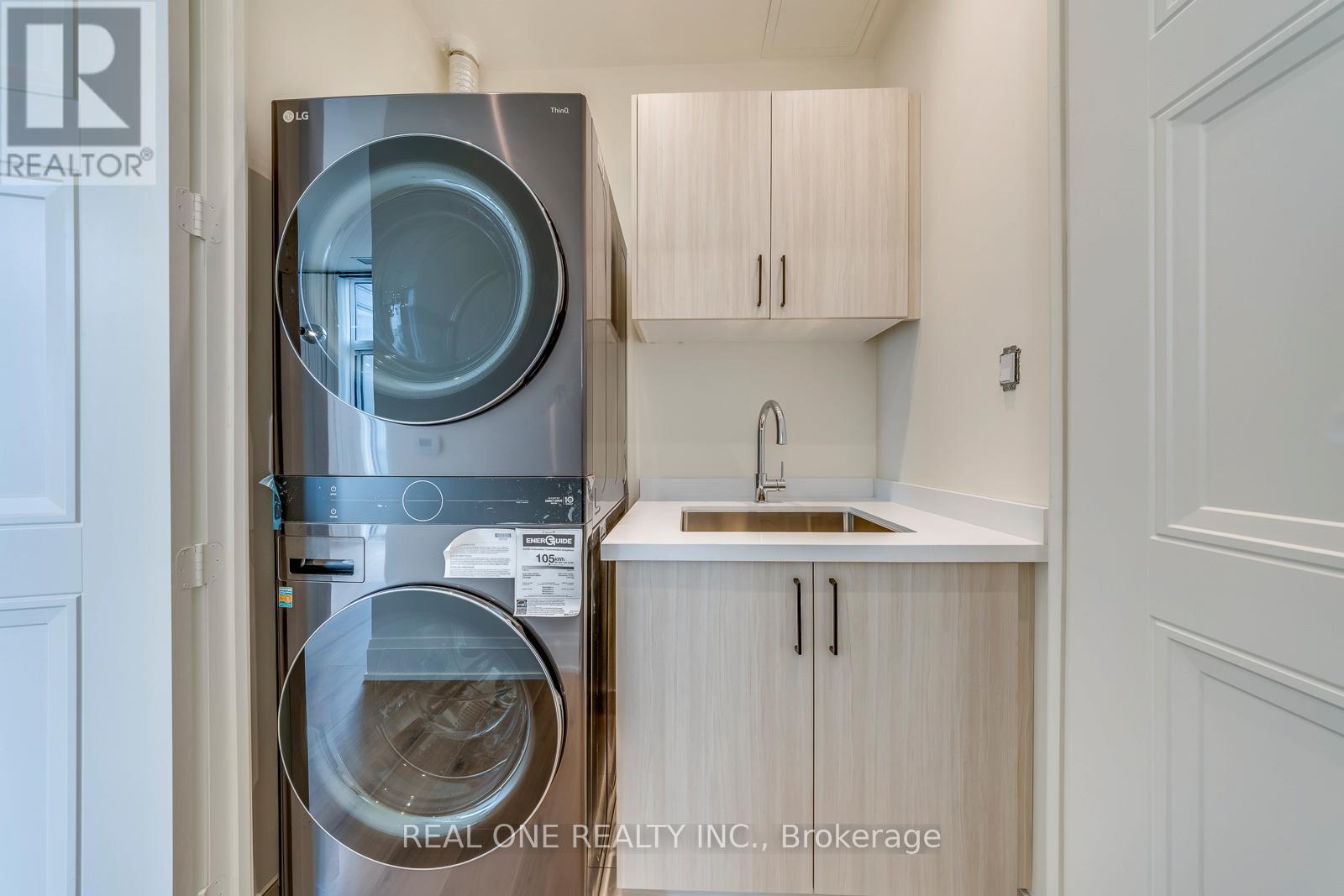 815 - 509 Dundas Street W, Oakville, Ontario  L6M 4M2 - Photo 41 - W12400213