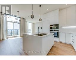 815 - 509 DUNDAS STREET W, Oakville, Ontario