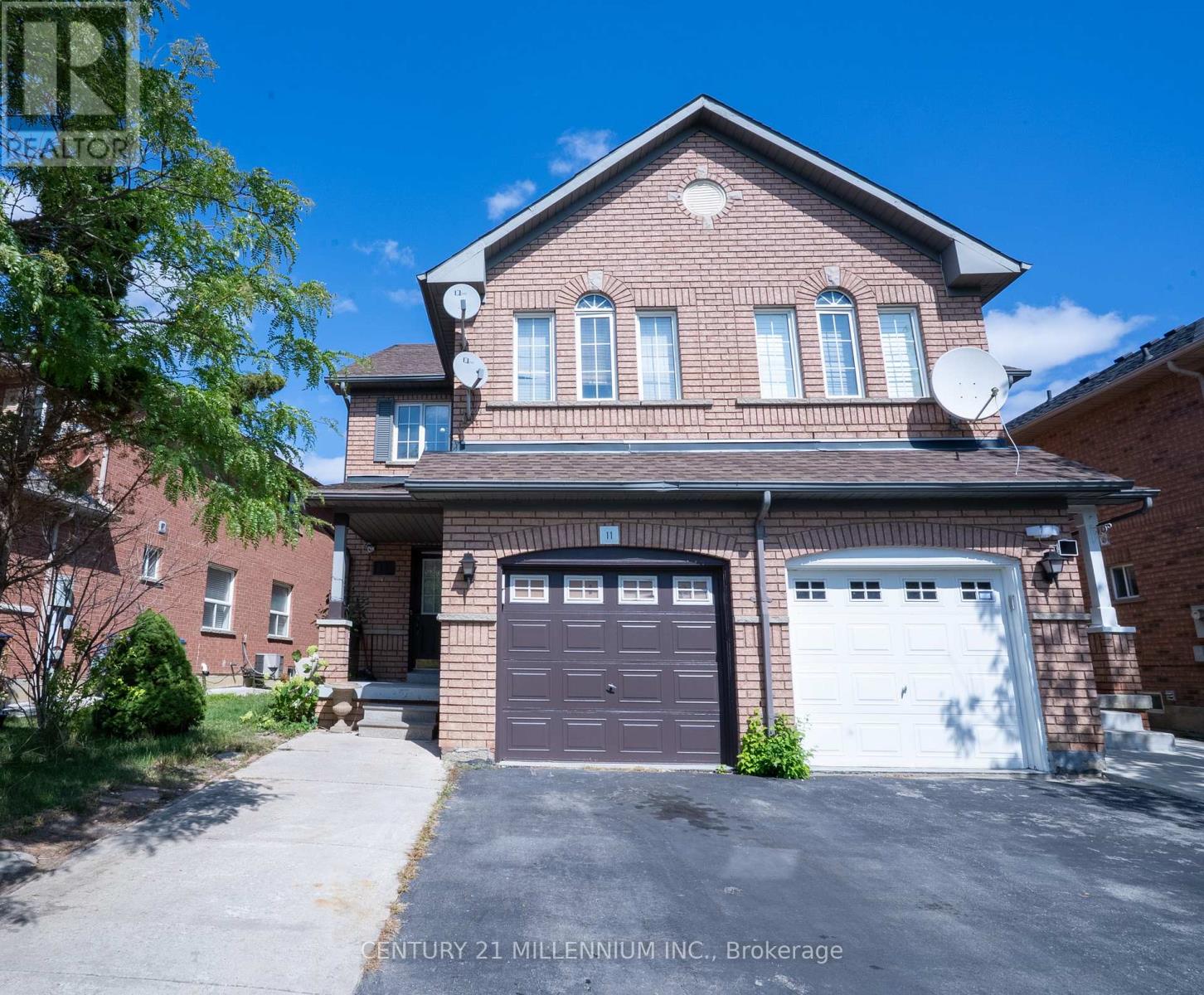 11 BLAIRWOOD COURT, Brampton, Ontario
