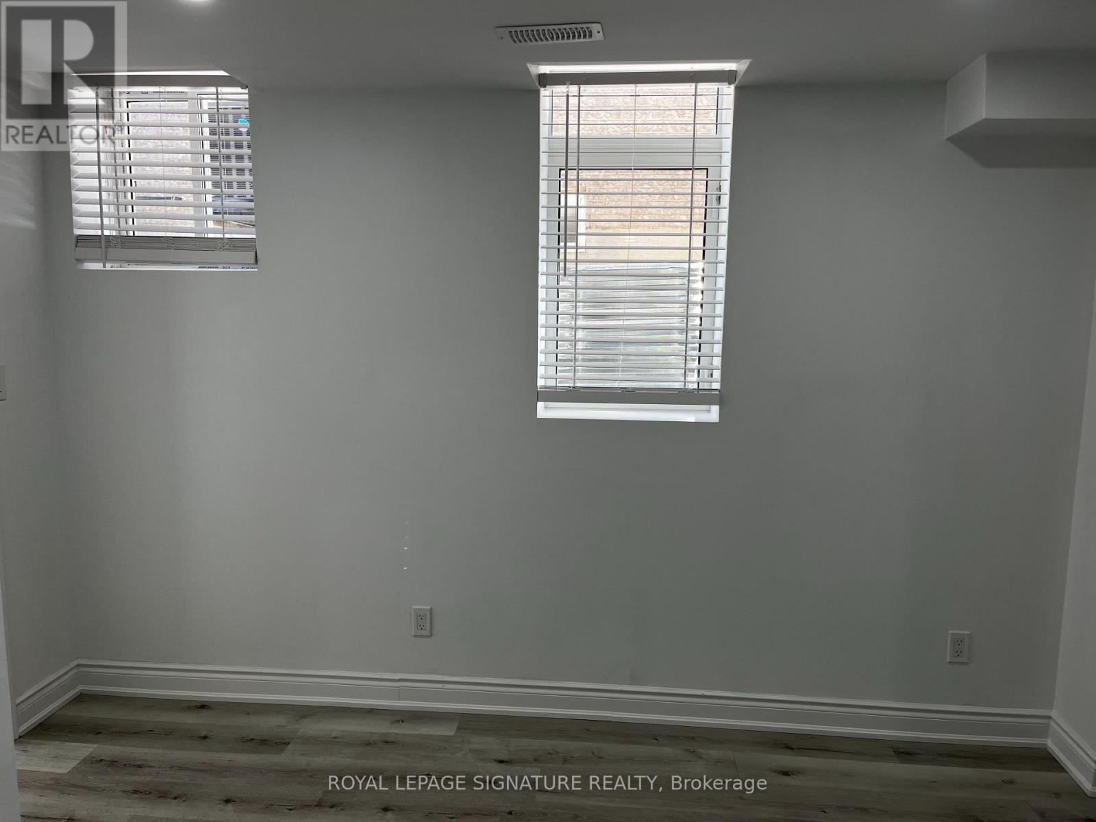 21 Sewells Lane, Brampton, Ontario  L7A 3A1 - Photo 6 - W12400287