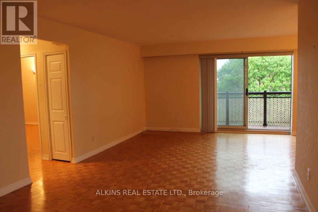 501 - 557 The East Mall, Toronto (Islington-City Centre West), Ontario  M9B 4A5 - Photo 5 - W12400289