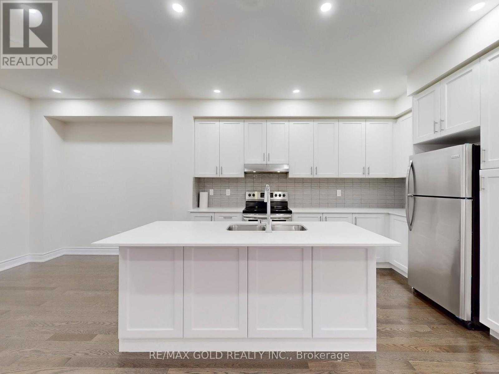 22 Hubbell Road, Brampton, Ontario  L6Y 2A5 - Photo 13 - W12400291
