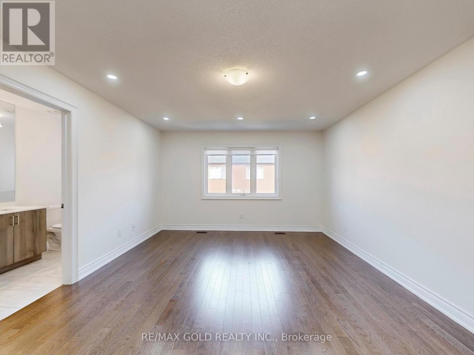 22 Hubbell Road, Brampton, Ontario  L6Y 2A5 - Photo 20 - W12400291