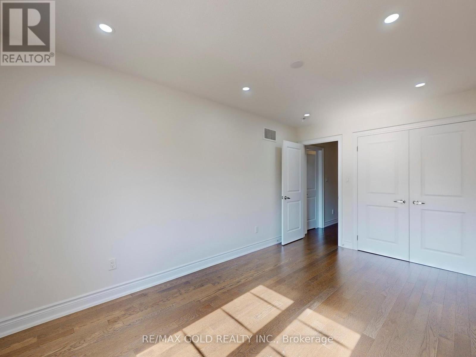 22 Hubbell Road, Brampton, Ontario  L6Y 2A5 - Photo 39 - W12400291