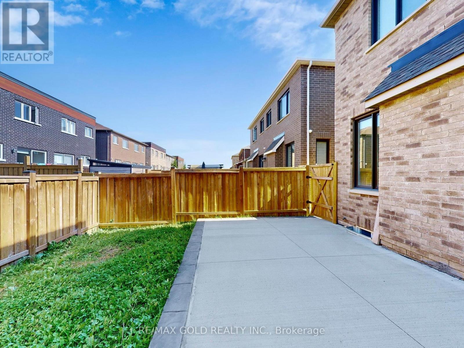 22 Hubbell Road, Brampton, Ontario  L6Y 2A5 - Photo 50 - W12400291