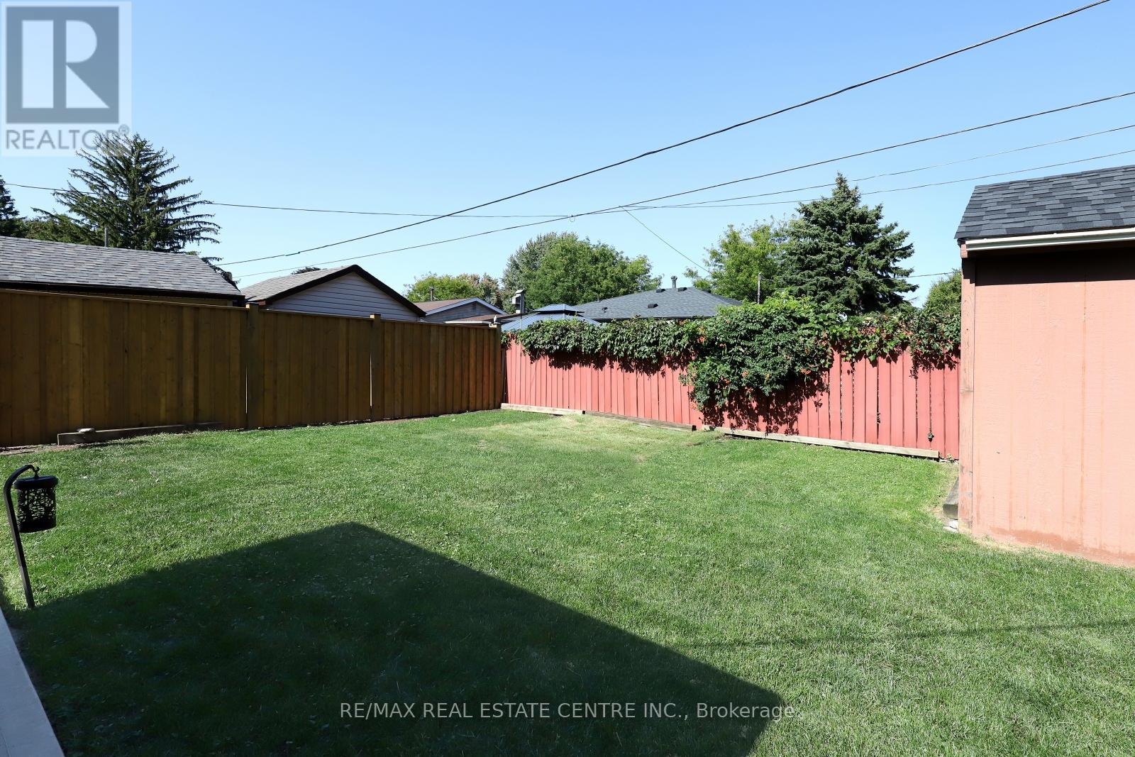 345 Maplewood Crescent, Milton (Om Old Milton), Ontario  L9T 2G1 - Photo 28 - W12400344