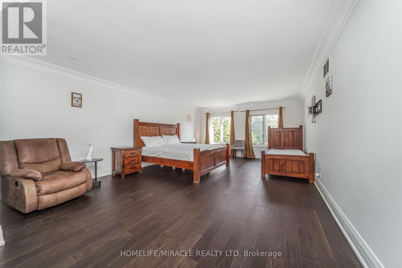 21 Bowman Avenue, Brampton, Ontario  L6P 0Y1 - Photo 32 - W12400353