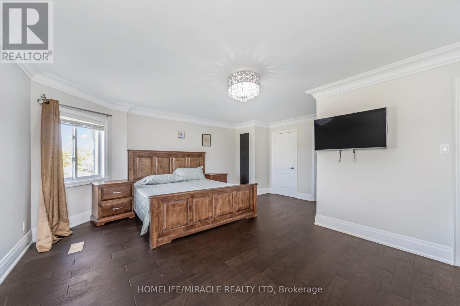 21 Bowman Avenue, Brampton, Ontario  L6P 0Y1 - Photo 37 - W12400353