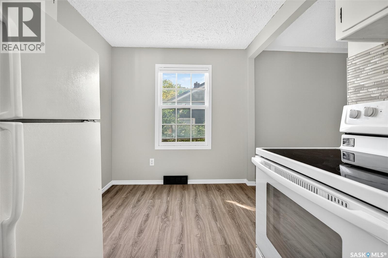 1045 4th Avenue Nw, Moose Jaw, Saskatchewan  S6H 3X2 - Photo 19 - SK018191
