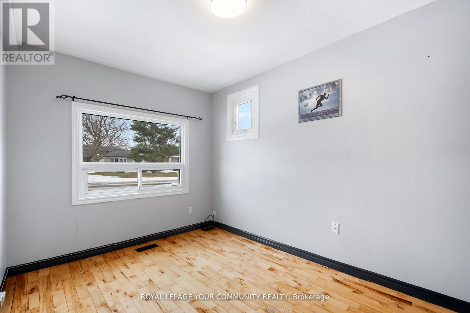 7813 Mulhern Street, Niagara Falls, Ontario  L2H 1B6 - Photo 22 - X12400221