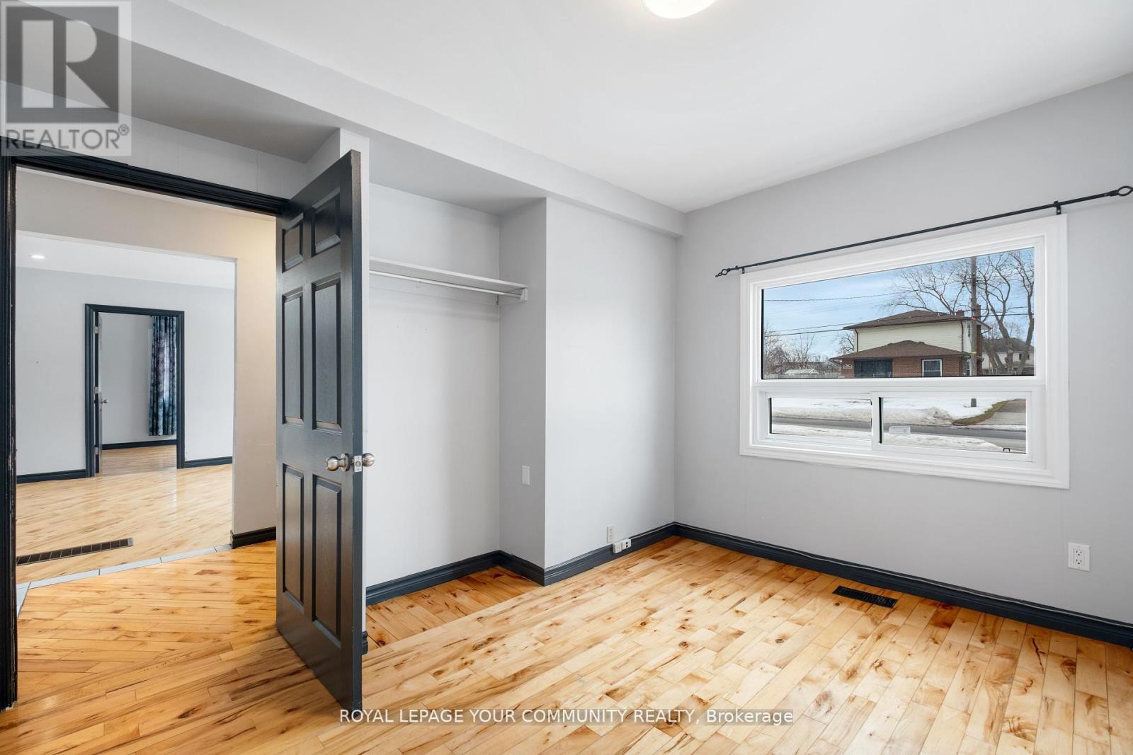 7813 Mulhern Street, Niagara Falls, Ontario  L2H 1B6 - Photo 23 - X12400221