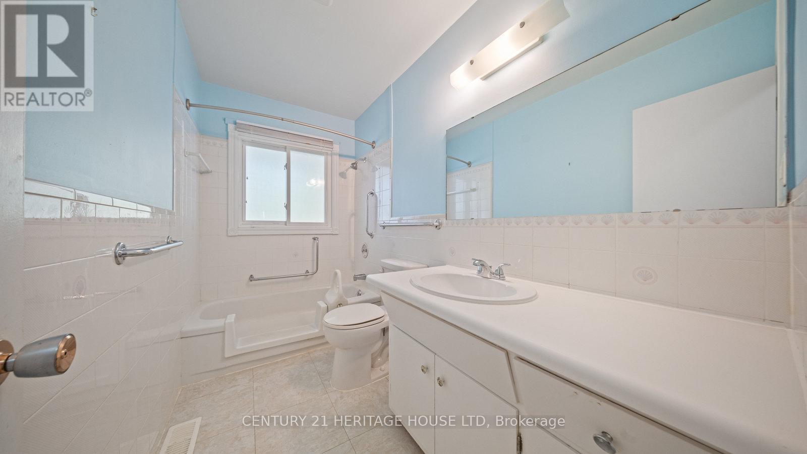 73 Pusey Boulevard, Brantford, Ontario  N3R 2S4 - Photo 20 - X12400276