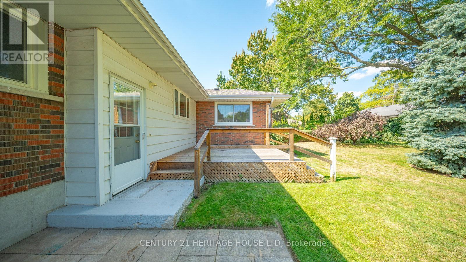 73 Pusey Boulevard, Brantford, Ontario  N3R 2S4 - Photo 32 - X12400276