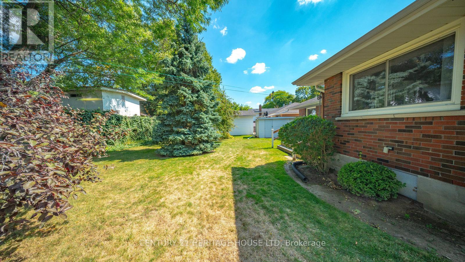 73 Pusey Boulevard, Brantford, Ontario  N3R 2S4 - Photo 36 - X12400276