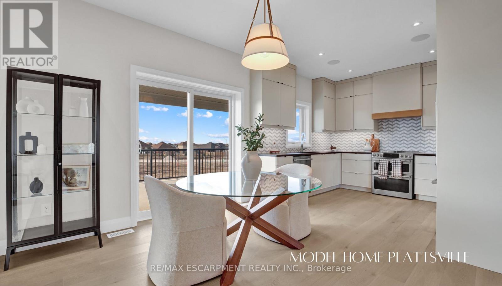 15 Hilborn Street, Blandford-Blenheim, Ontario  N0J 1S0 - Photo 5 - X12400298