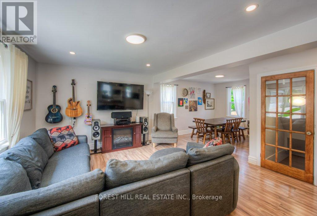 63 Berkley Road, Cambridge, Ontario  N1S 3G5 - Photo 10 - X12400319