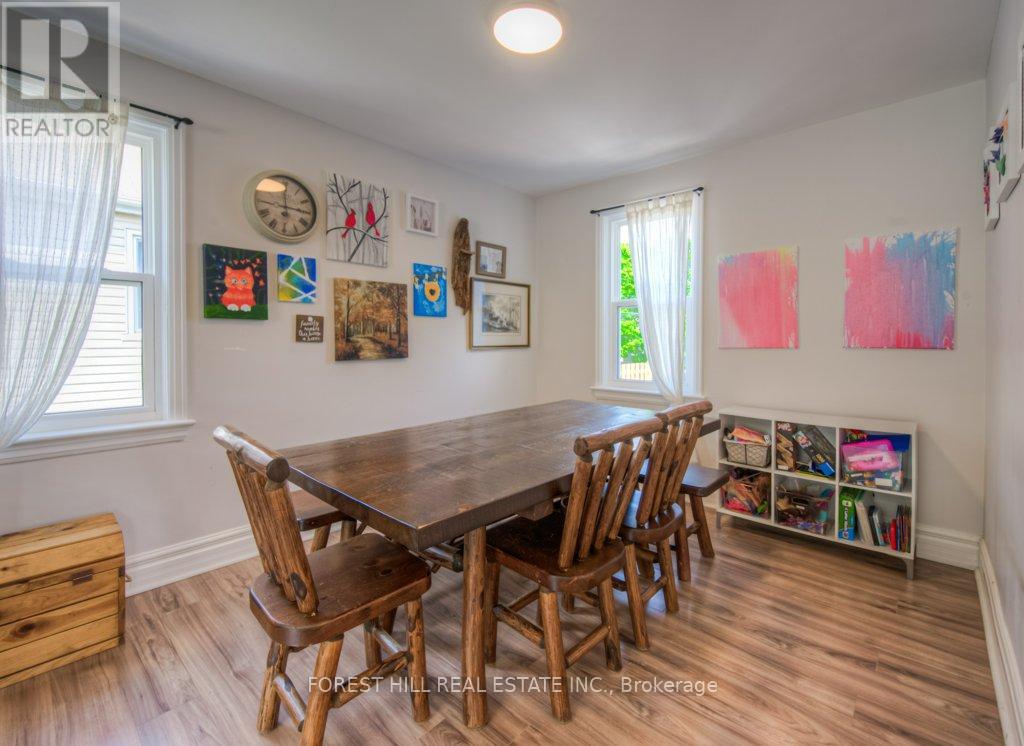 63 Berkley Road, Cambridge, Ontario  N1S 3G5 - Photo 11 - X12400319