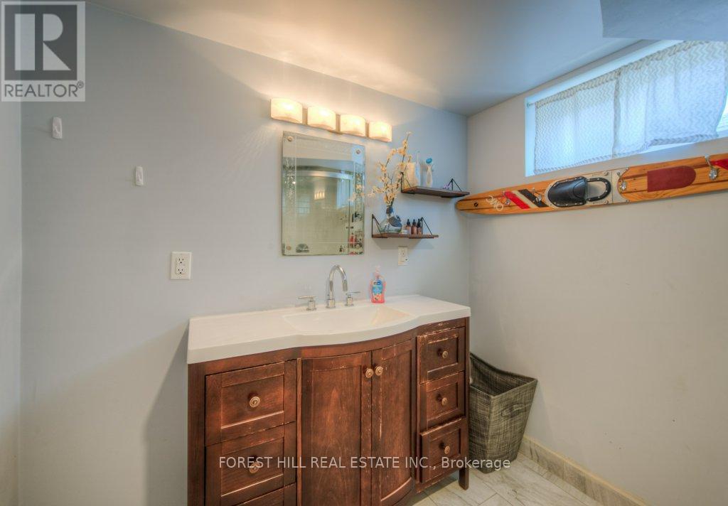 63 Berkley Road, Cambridge, Ontario  N1S 3G5 - Photo 32 - X12400319