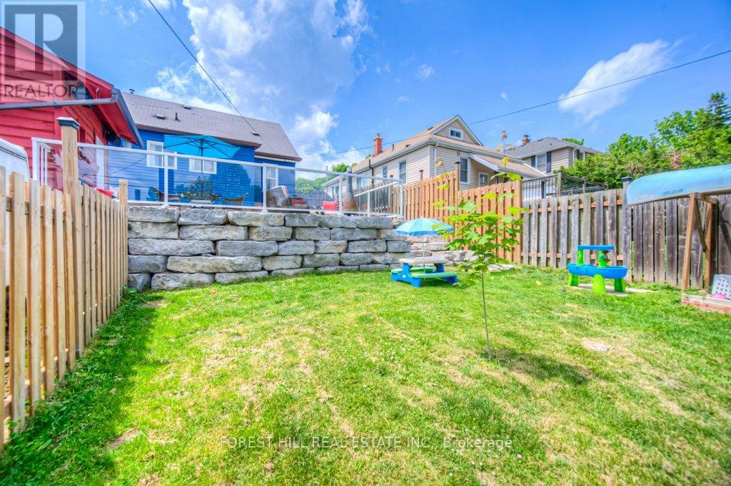 63 Berkley Road, Cambridge, Ontario  N1S 3G5 - Photo 33 - X12400319