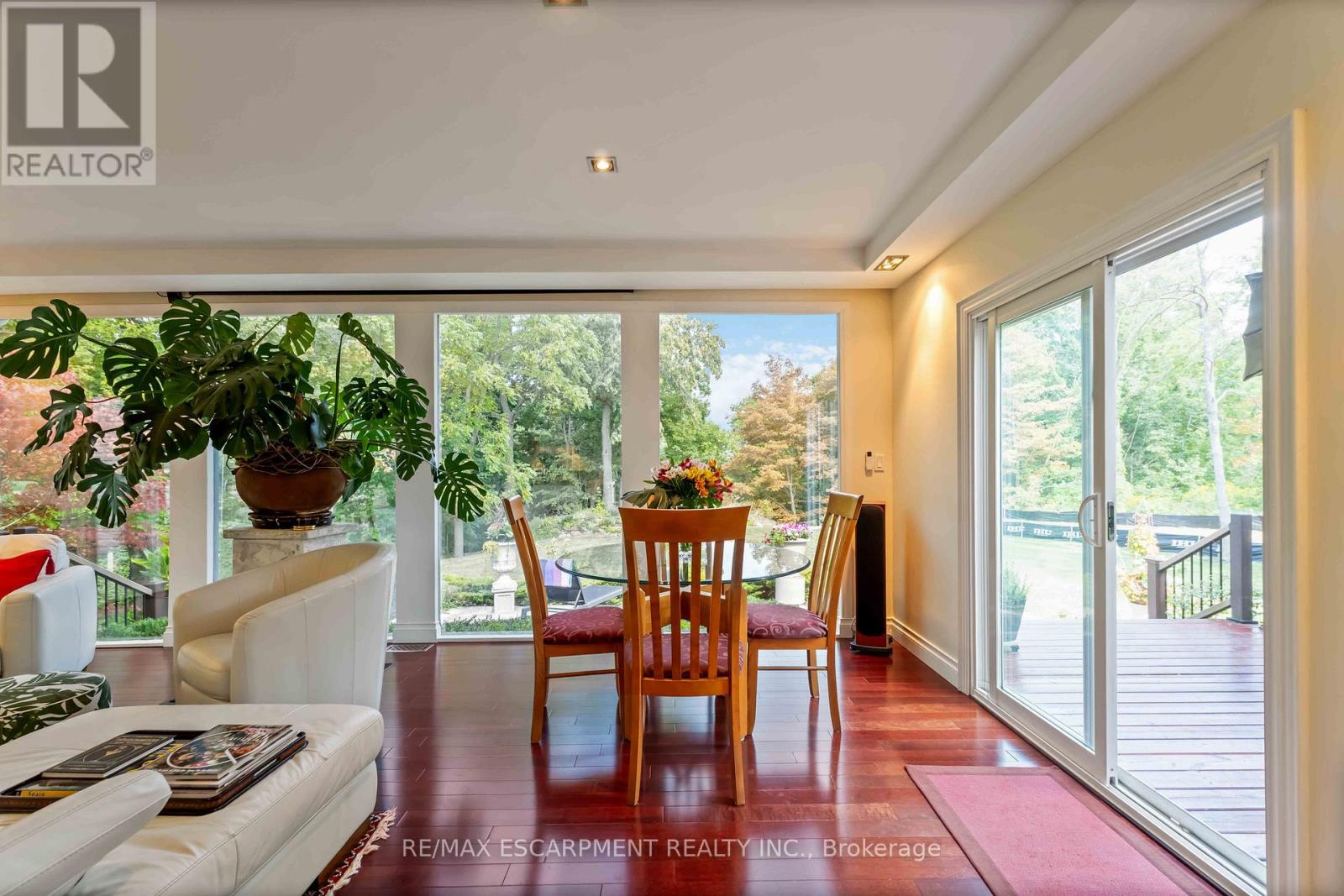 493 Ridge Road E, Grimsby, Ontario  L3M 0K5 - Photo 21 - X12400373