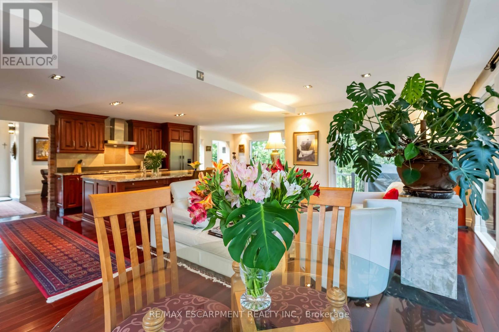 493 Ridge Road E, Grimsby, Ontario  L3M 0K5 - Photo 22 - X12400373