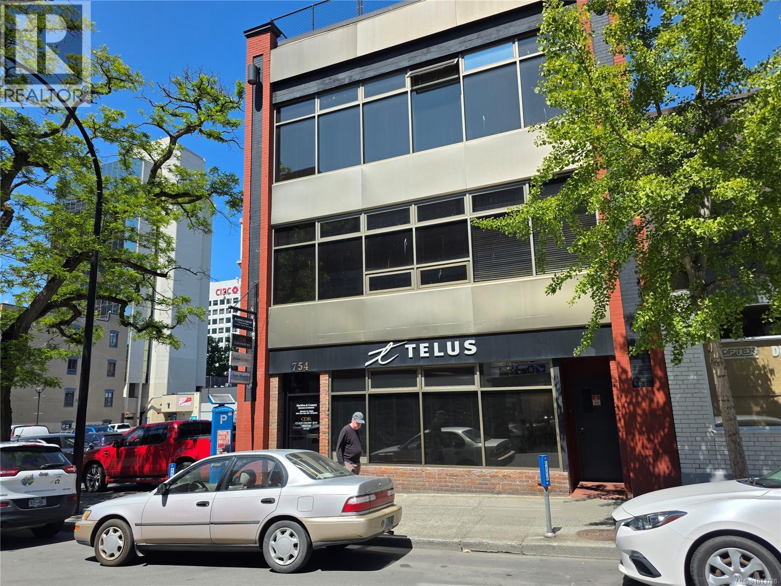 300 754 Broughton St, Victoria, British Columbia