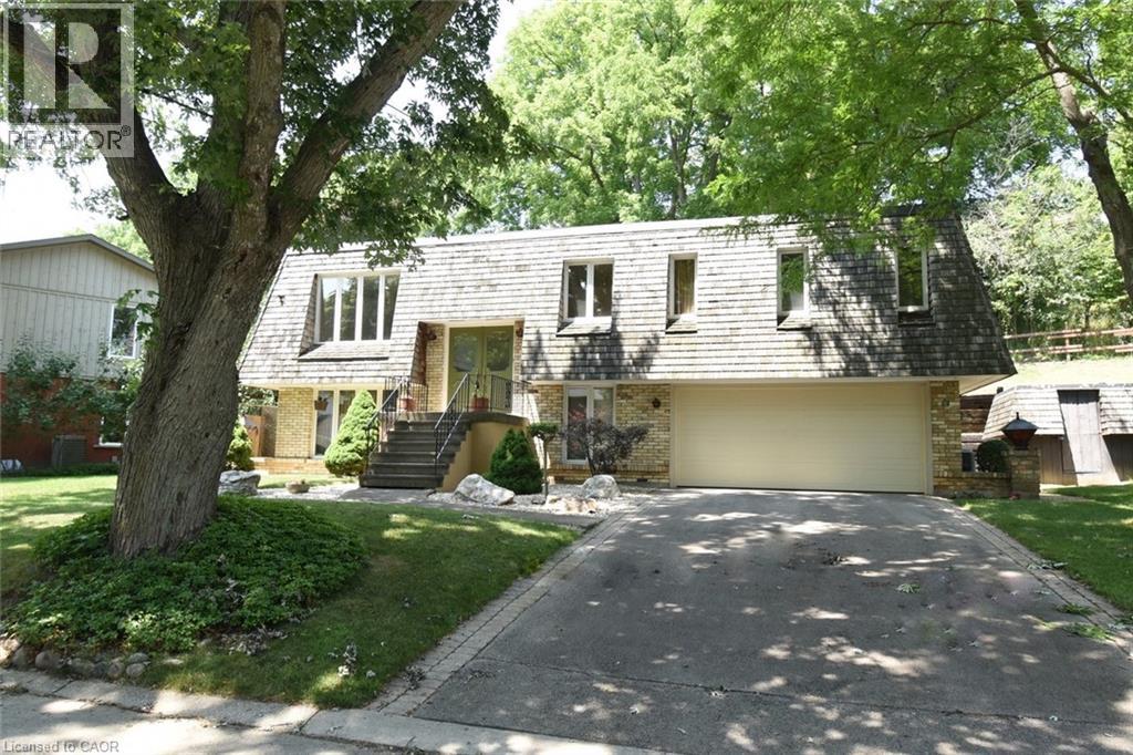 30 Terrace Drive, Dundas, Ontario  L9A 2Y6 - Photo 1 - 40756195