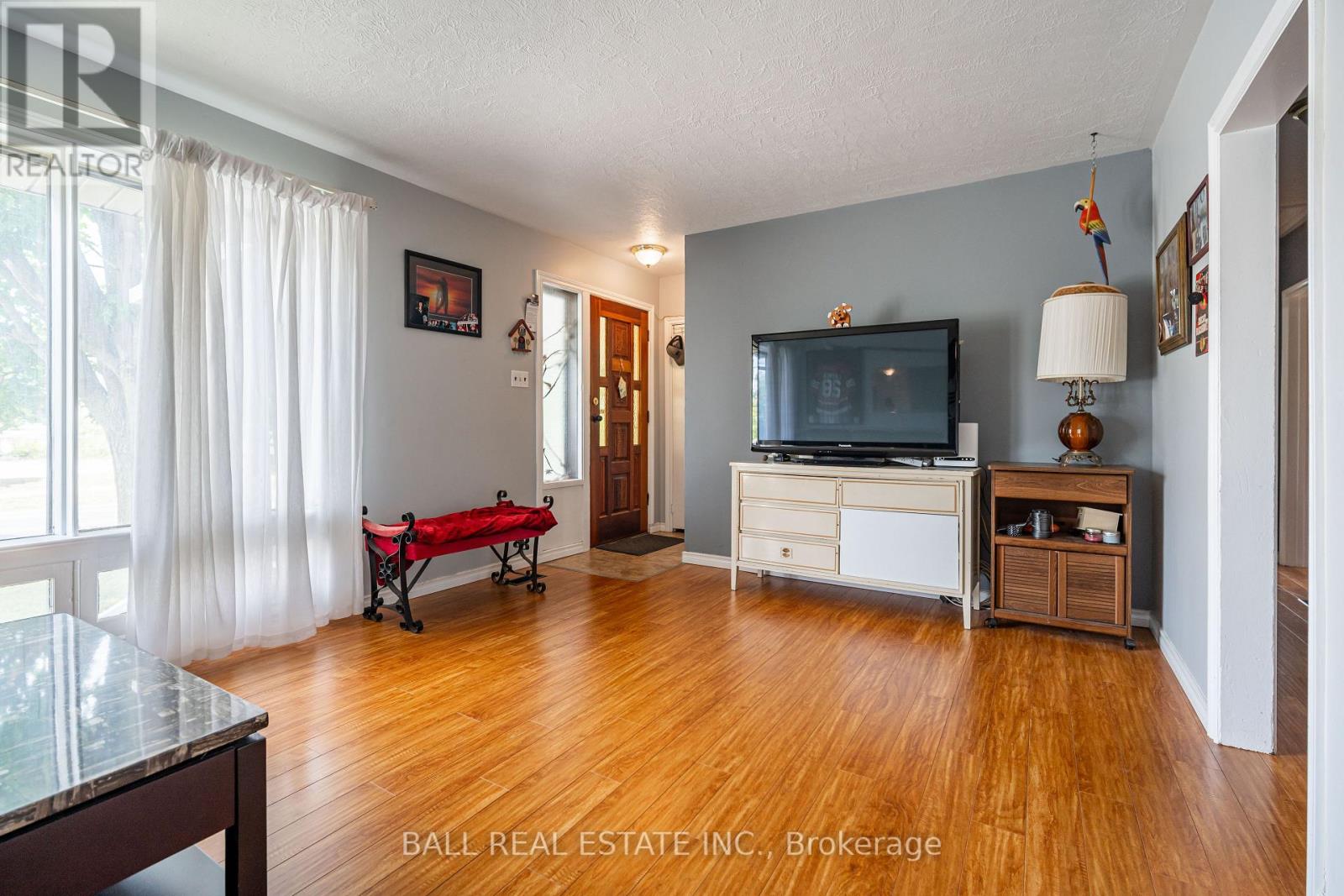 45 Goodfellow Road, Peterborough (Otonabee Ward 1), Ontario  K9J 5W8 - Photo 11 - X12400584