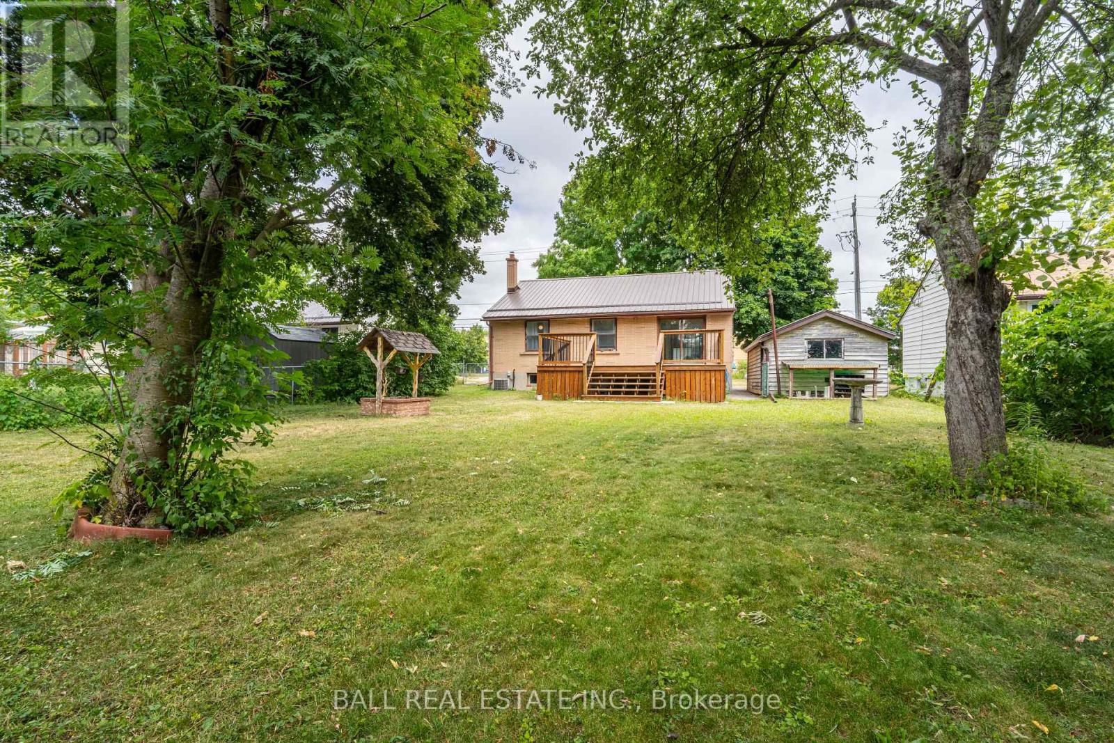 45 Goodfellow Road, Peterborough (Otonabee Ward 1), Ontario  K9J 5W8 - Photo 4 - X12400584