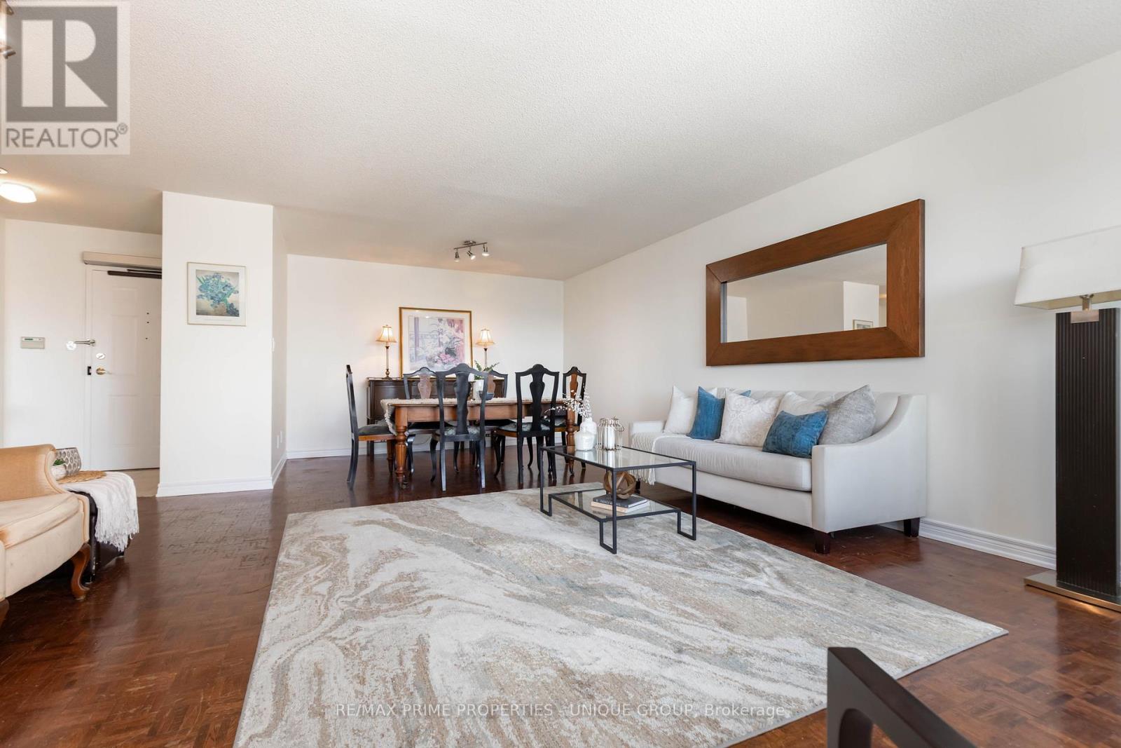 808 - 18 Concorde Place, Toronto, Ontario  M3C 3T9 - Photo 4 - C12400409