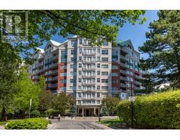 808 - 18 CONCORDE PLACE, Toronto, Ontario