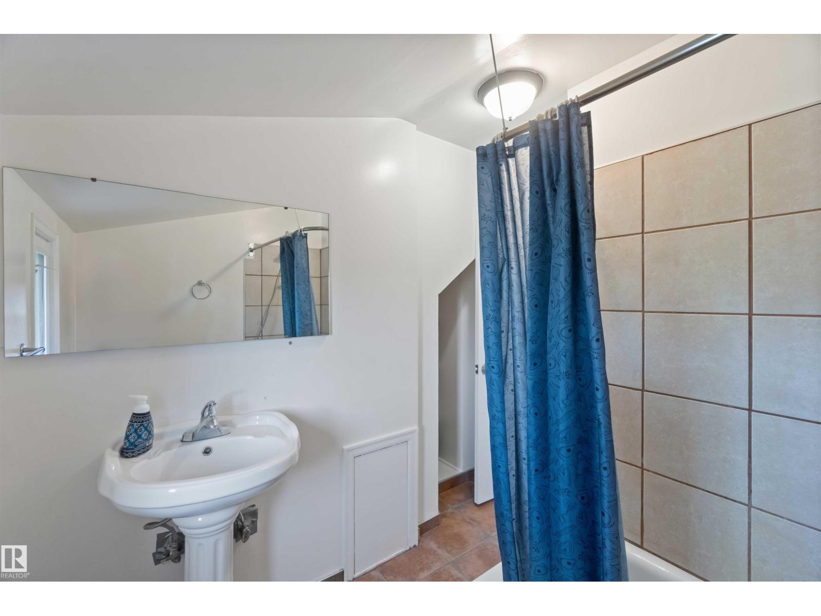 11022 110 Av Nw, Edmonton, Alberta  T5H 1H9 - Photo 35 - E4456395
