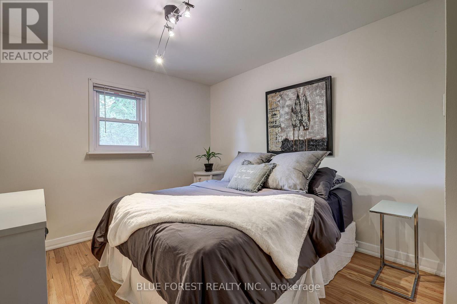 800 Springbank Drive, London South, Ontario  N6K 1A4 - Photo 41 - X12400468