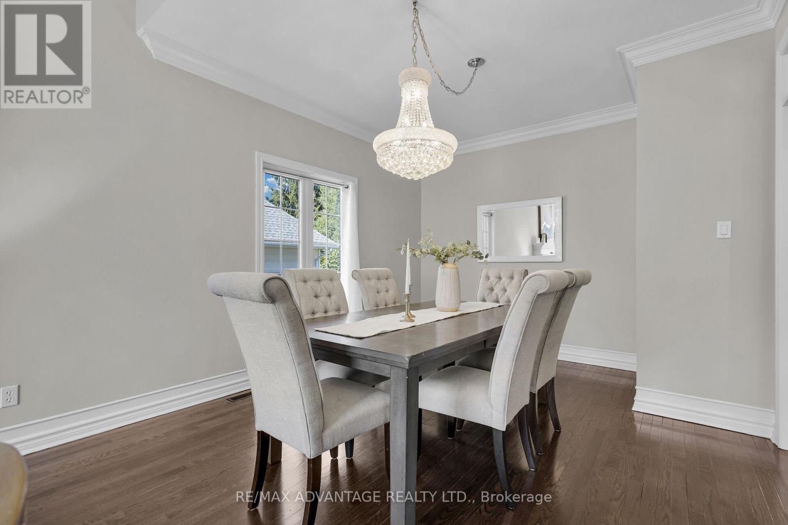 6 Northumberland Road, London North, Ontario  N6H 5H5 - Photo 10 - X12400508
