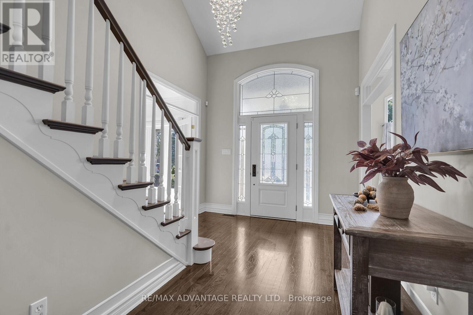6 Northumberland Road, London North, Ontario  N6H 5H5 - Photo 5 - X12400508