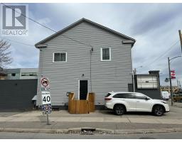 213 WELLINGTON STREET, London East, Ontario
