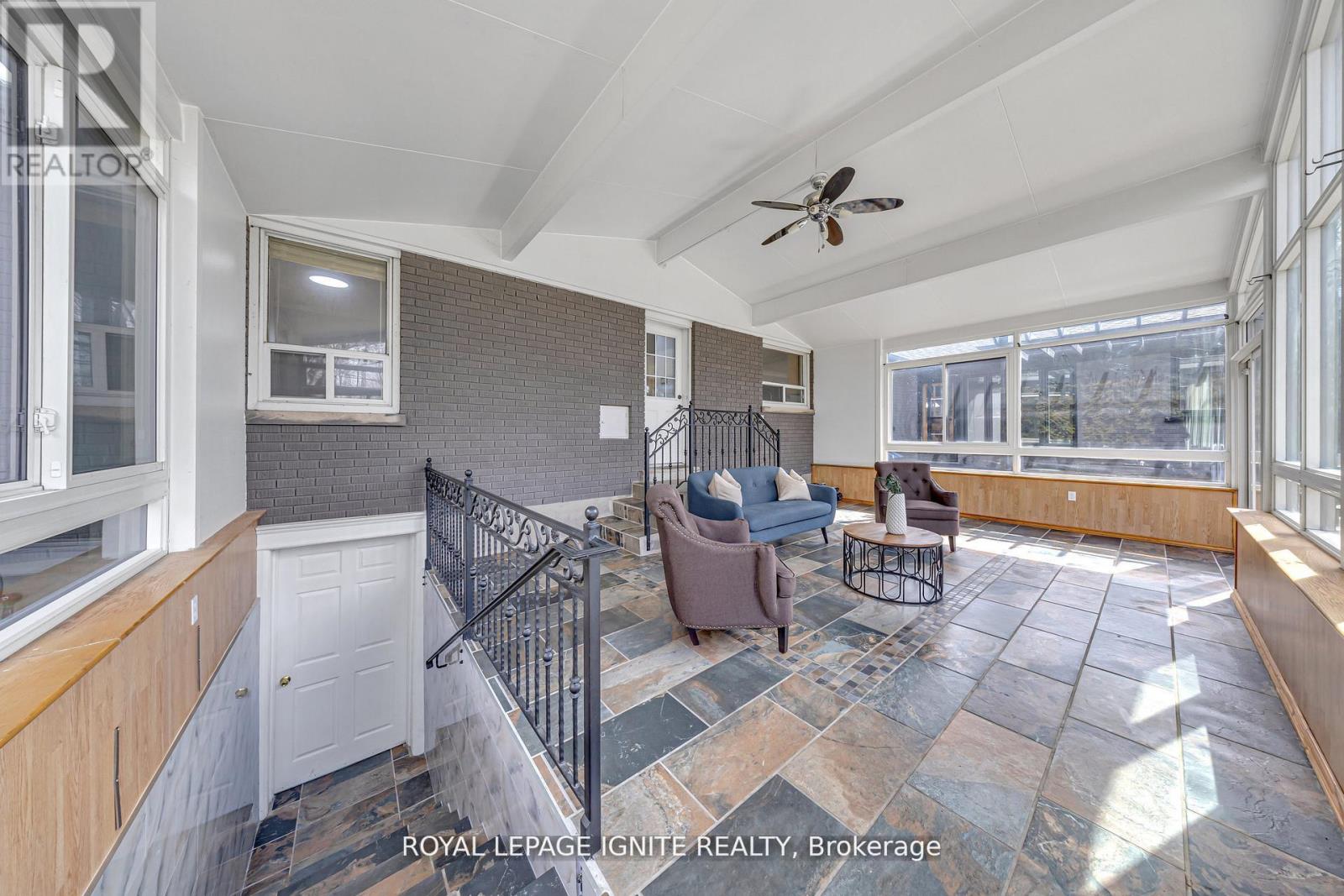 806 Henry Street, Whitby (Downtown Whitby), Ontario  L1N 5E3 - Photo 16 - E12400391